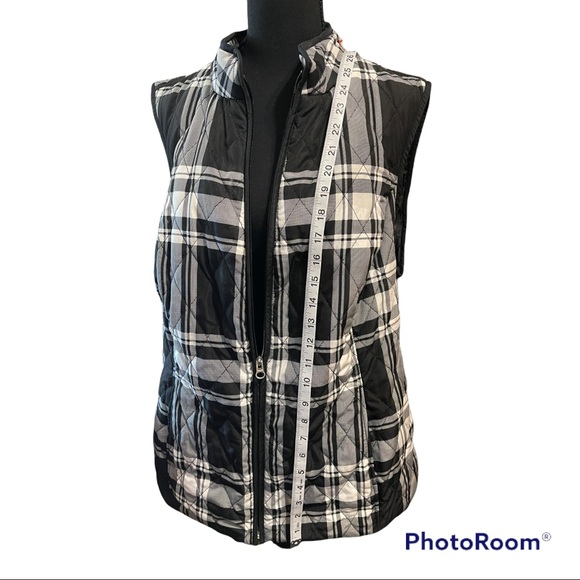 SOLD.   SOLDCroft & Barrow black and white vest - Picture 14 of 14
